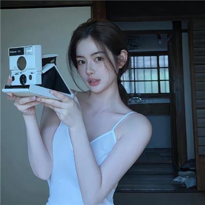 猫眼女枪手